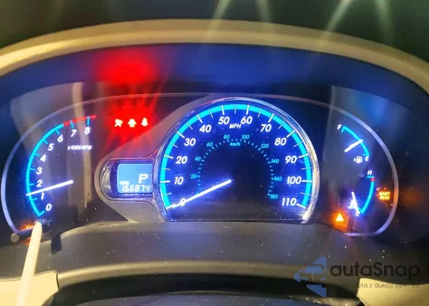 2012 Toyota Sienna Xle z USA, uszkodzony, nr VIN 5TDYK3DC9CS215915